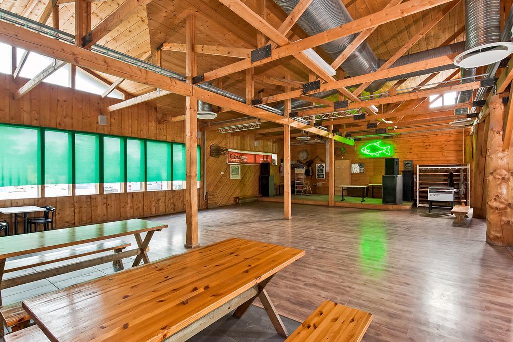 Veskisilla Hotel Türi Zewnętrze zdjęcie