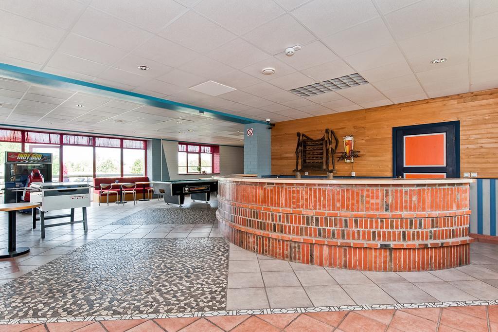 Veskisilla Hotel Türi Zewnętrze zdjęcie