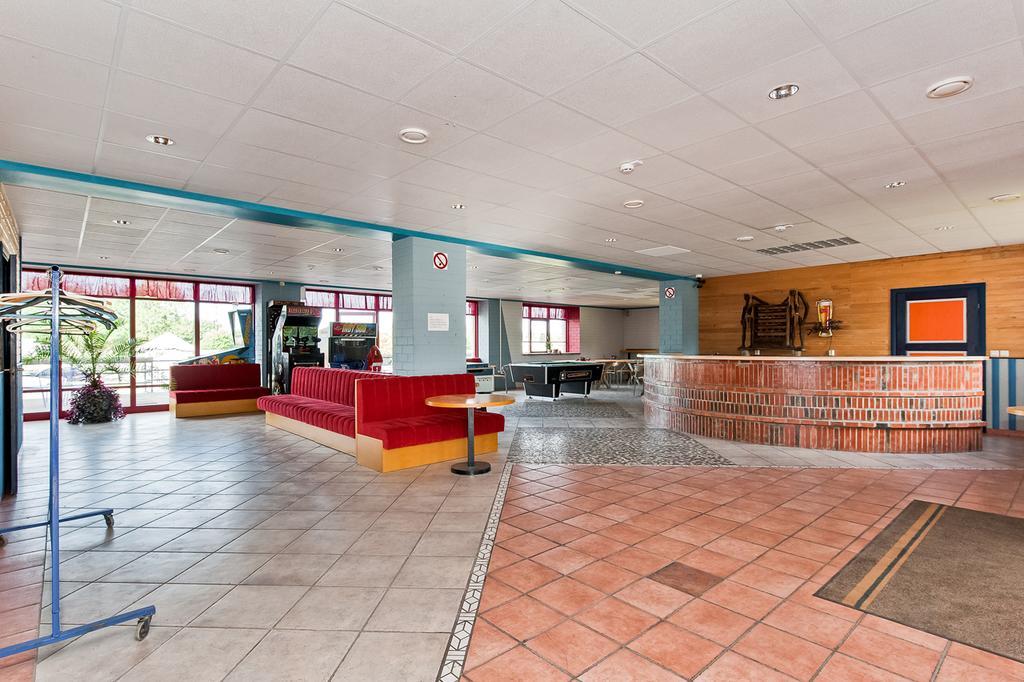 Veskisilla Hotel Türi Zewnętrze zdjęcie