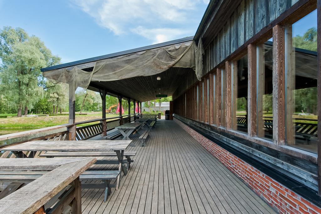 Veskisilla Hotel Türi Zewnętrze zdjęcie
